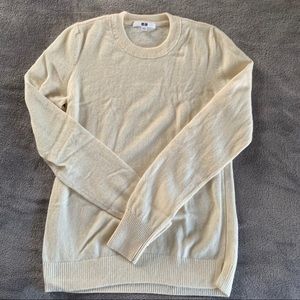 Uniqlo cream cashmere crewneck sweater
